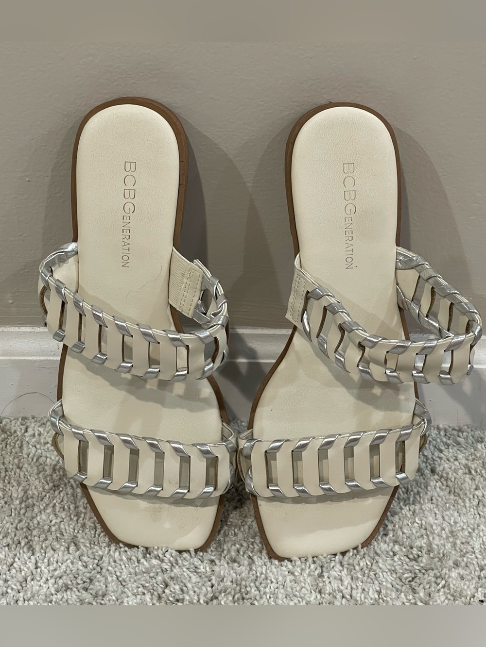 BCBGeneration Lemah Woven Double Band Flat Slide Sandals Women’s Size 7